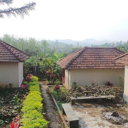 Golf View Cottages Madikeri Zewnętrze zdjęcie